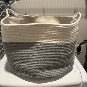 Extra large cotton rope basket NWT
